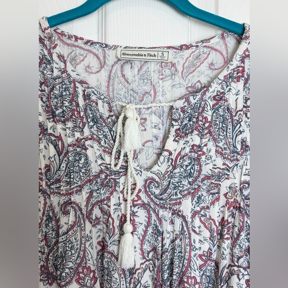 Abercrombie & Fitch Red and Blue Paisley Blouse size S - Picture 3 of 6